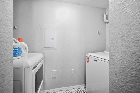Copropriété à vendre à Coral Springs, Floride: 2 chambres, 117.8 m2 № 2169950 - photo 13