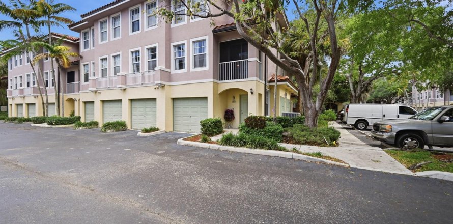 Condo à Coral Springs, Floride, 2 chambres  № 2169950