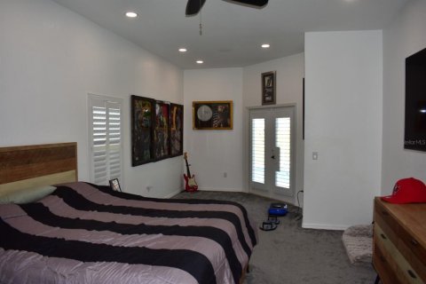 House in Dunedin, Florida 3 bedrooms, 226.96 sq.m. № 1681775 - photo 11