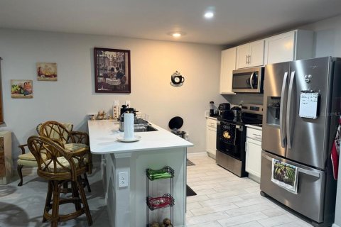 Casa en venta en Port Charlotte, Florida, 4 dormitorios, 139.26 m2 № 2135396 - foto 3