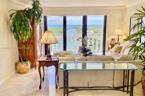 Condo in Key Biscayne, Florida, 2 bedrooms № 2392578 - photo 3