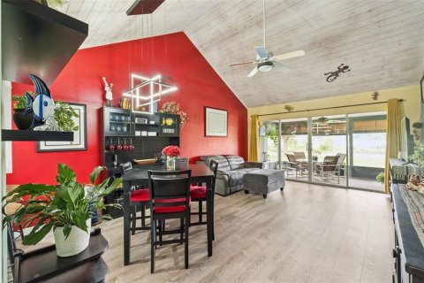 Condominio en venta en Apopka, Florida, 2 dormitorios, 91.04 m2 № 2215422 - foto 6