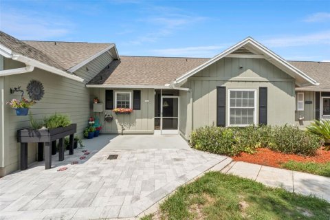 Condominio en venta en Apopka, Florida, 2 dormitorios, 91.04 m2 № 2215422 - foto 4