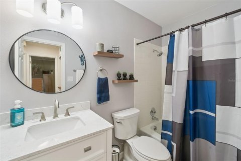 Condominio en venta en Apopka, Florida, 2 dormitorios, 91.04 m2 № 2215422 - foto 15