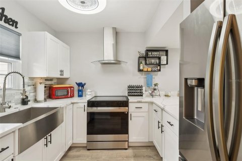 Condominio en venta en Apopka, Florida, 2 dormitorios, 91.04 m2 № 2215422 - foto 12