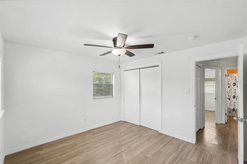 Villa ou maison à louer à Tampa, Floride: 3 chambres, 91.79 m2 № 2416315 - photo 8