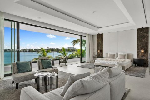 Villa ou maison à vendre à Miami Beach, Floride: 6 chambres, 731.05 m2 № 2340512 - photo 26