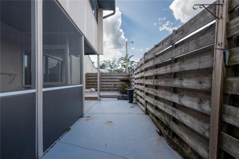 Condominio en venta en Sarasota, Florida, 3 dormitorios, 126.81 m2 № 2103724 - foto 25