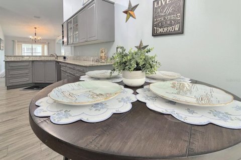 Villa ou maison à louer à Kissimmee, Floride: 4 chambres, 169.27 m2 № 2413781 - photo 5