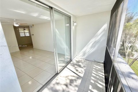 Copropriété à vendre à North Miami, Floride: 1 chambre, 71.16 m2 № 2031637 - photo 29