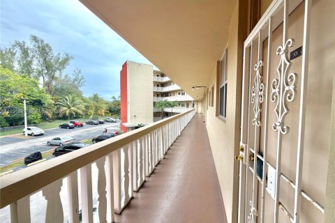 Copropriété à vendre à North Miami, Floride: 1 chambre, 71.16 m2 № 2031637 - photo 14