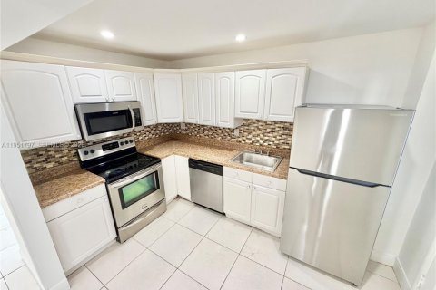 Copropriété à vendre à North Miami, Floride: 1 chambre, 71.16 m2 № 2031637 - photo 22