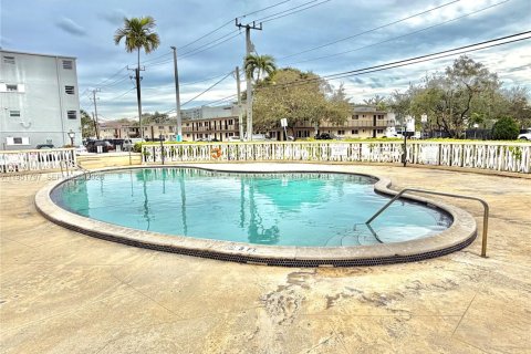 Copropriété à vendre à North Miami, Floride: 1 chambre, 71.16 m2 № 2031637 - photo 6