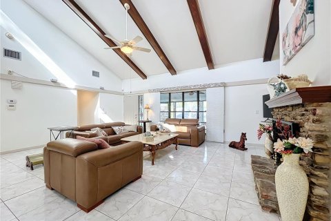 House in Eustis, Florida 3 bedrooms, 198.81 sq.m. № 1557112 - photo 29