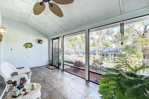 House in Eustis, Florida 3 bedrooms, 198.81 sq.m. № 1557112 - photo 22
