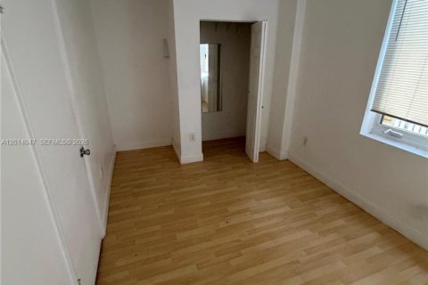 Appartement à louer à Miami Beach, Floride: 2 chambres, 57.6 m2 № 2076061 - photo 5