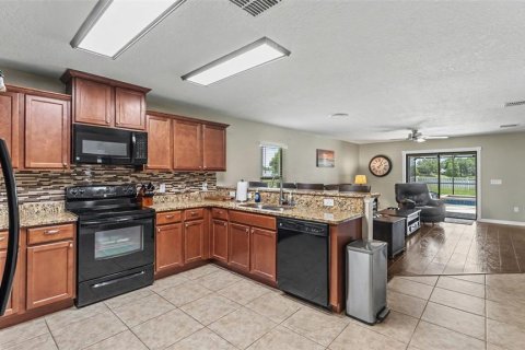 Villa ou maison à vendre à Lakeland, Floride: 4 chambres, 173.08 m2 № 2095153 - photo 7