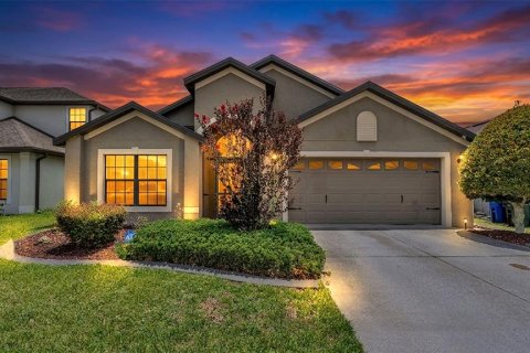 Villa ou maison à vendre à Lakeland, Floride: 4 chambres, 173.08 m2 № 2095153 - photo 2