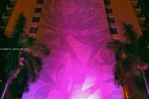 Condominio en venta en Miami Beach, Florida, 2 dormitorios, 101.08 m2 № 2029971 - foto 5