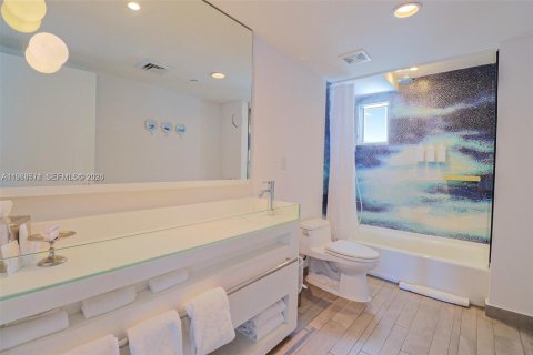 Condominio en venta en Miami Beach, Florida, 2 dormitorios, 101.08 m2 № 2029971 - foto 29