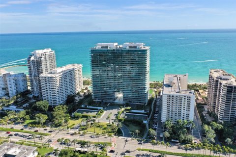 Copropriété à vendre à Bal Harbour, Floride: 2 chambres, 199.55 m2 № 1937958 - photo 23