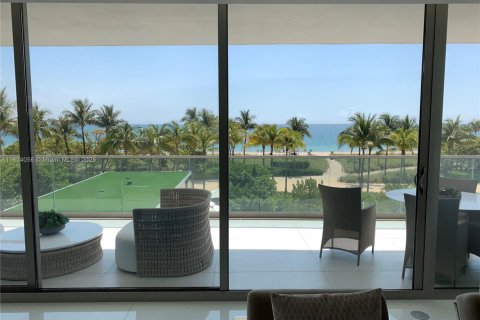Copropriété à vendre à Bal Harbour, Floride: 2 chambres, 199.55 m2 № 1937958 - photo 18