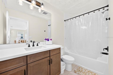 Villa ou maison à vendre à Kissimmee, Floride: 4 chambres, 221.48 m2 № 2425341 - photo 26
