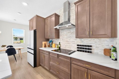 Villa ou maison à vendre à Kissimmee, Floride: 4 chambres, 221.48 m2 № 2425341 - photo 9