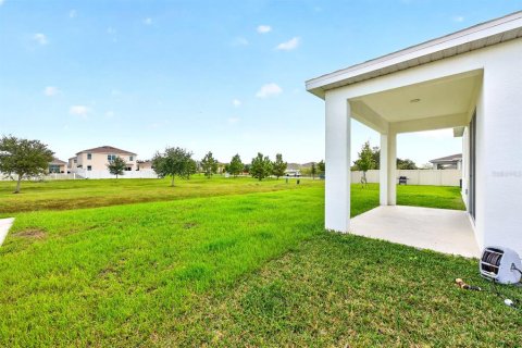 Villa ou maison à vendre à Kissimmee, Floride: 4 chambres, 221.48 m2 № 2425341 - photo 30