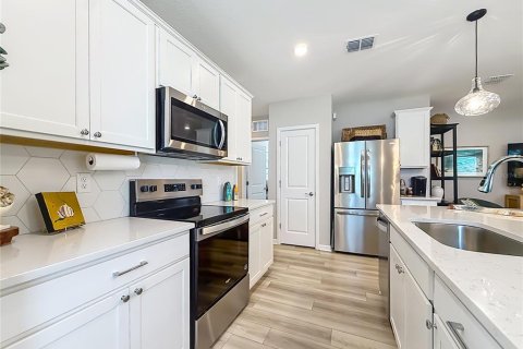 Casa en venta en Ocala, Florida, 4 dormitorios, 146.79 m2 № 2383615 - foto 9
