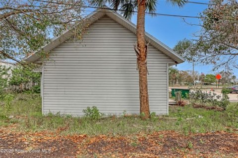 Commercial property in Titusville, Florida № 1562927 - photo 27