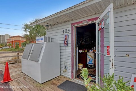 Commercial property in Titusville, Florida № 1562927 - photo 10