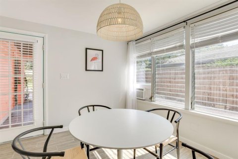 Casa en alquiler en Sarasota, Florida, 3 dormitorios, 92.9 m2 № 1824751 - foto 17