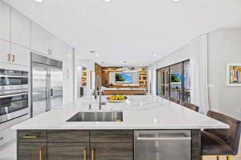 Купить виллу или дом в Бока-Ратон, Флорида 5 спален, 416.57м2, № 2024196 - фото 25