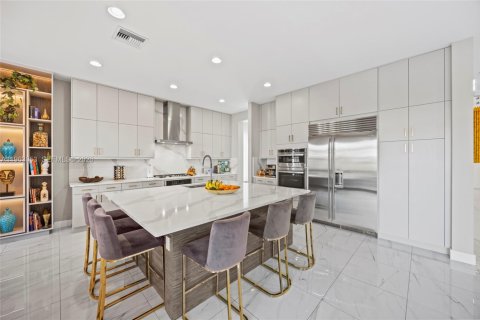 Купить виллу или дом в Бока-Ратон, Флорида 5 спален, 416.57м2, № 2024196 - фото 28