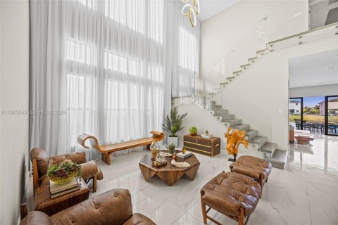 Купить виллу или дом в Бока-Ратон, Флорида 5 спален, 416.57м2, № 2024196 - фото 10