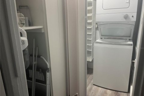 Immobilier commercial à vendre à Largo, Floride: 218.69 m2 № 2416938 - photo 12
