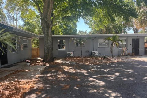 Immobilier commercial à vendre à Largo, Floride: 218.69 m2 № 2416938 - photo 3