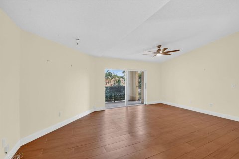 Condo in Hypoluxo, Florida, 1 bedroom  № 2248120 - photo 6