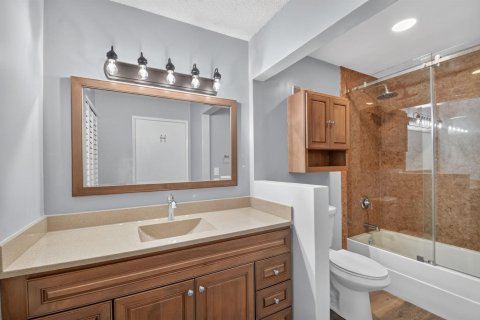 Condo in Hypoluxo, Florida, 1 bedroom  № 2248120 - photo 18