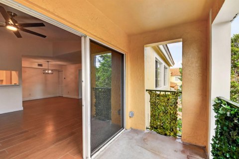 Condo in Hypoluxo, Florida, 1 bedroom  № 2248120 - photo 29