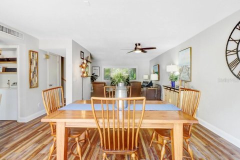 Copropriété à vendre à Tampa, Floride: 3 chambres, 148.83 m2 № 2350348 - photo 4