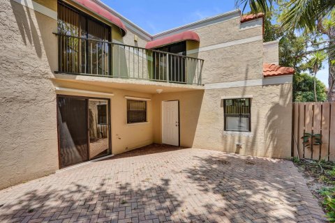 Townhouse in Delray Beach, Florida 3 bedrooms, 123.19 sq.m. № 2249770 - photo 3