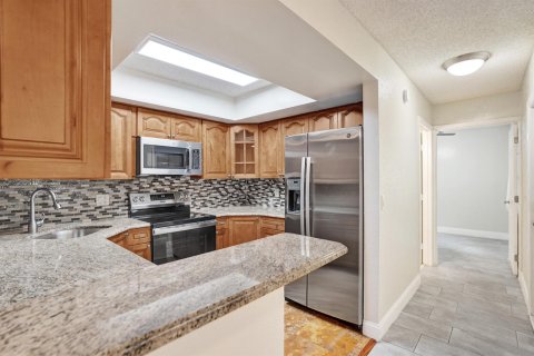 Townhouse in Delray Beach, Florida 3 bedrooms, 123.19 sq.m. № 2249770 - photo 9