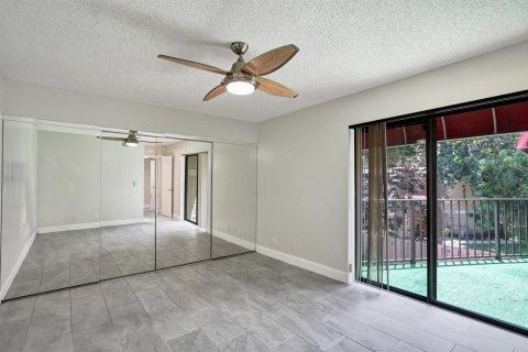 Townhouse in Delray Beach, Florida 3 bedrooms, 123.19 sq.m. № 2249770 - photo 17