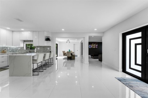 House in Miami, Florida 3 bedrooms, 154.59 sq.m. № 1930693 - photo 29