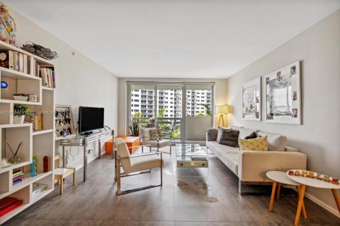 Copropriété à vendre à Miami Beach, Floride: 1 chambre, 67.73 m2 № 1960302 - photo 3