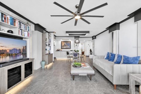 Condo in Sarasota, Florida, 2 bedrooms № 2112683 - photo 12