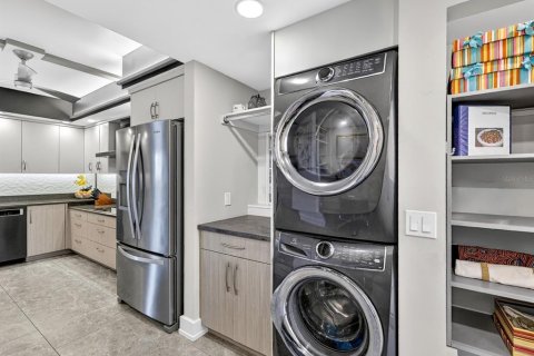 Condo in Sarasota, Florida, 2 bedrooms № 2112683 - photo 18
