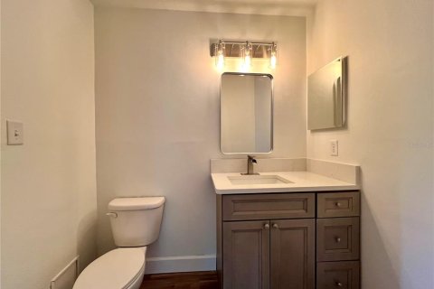 Condominio en venta en Palm Harbor, Florida, 2 dormitorios, 82.96 m2 № 1908093 - foto 12